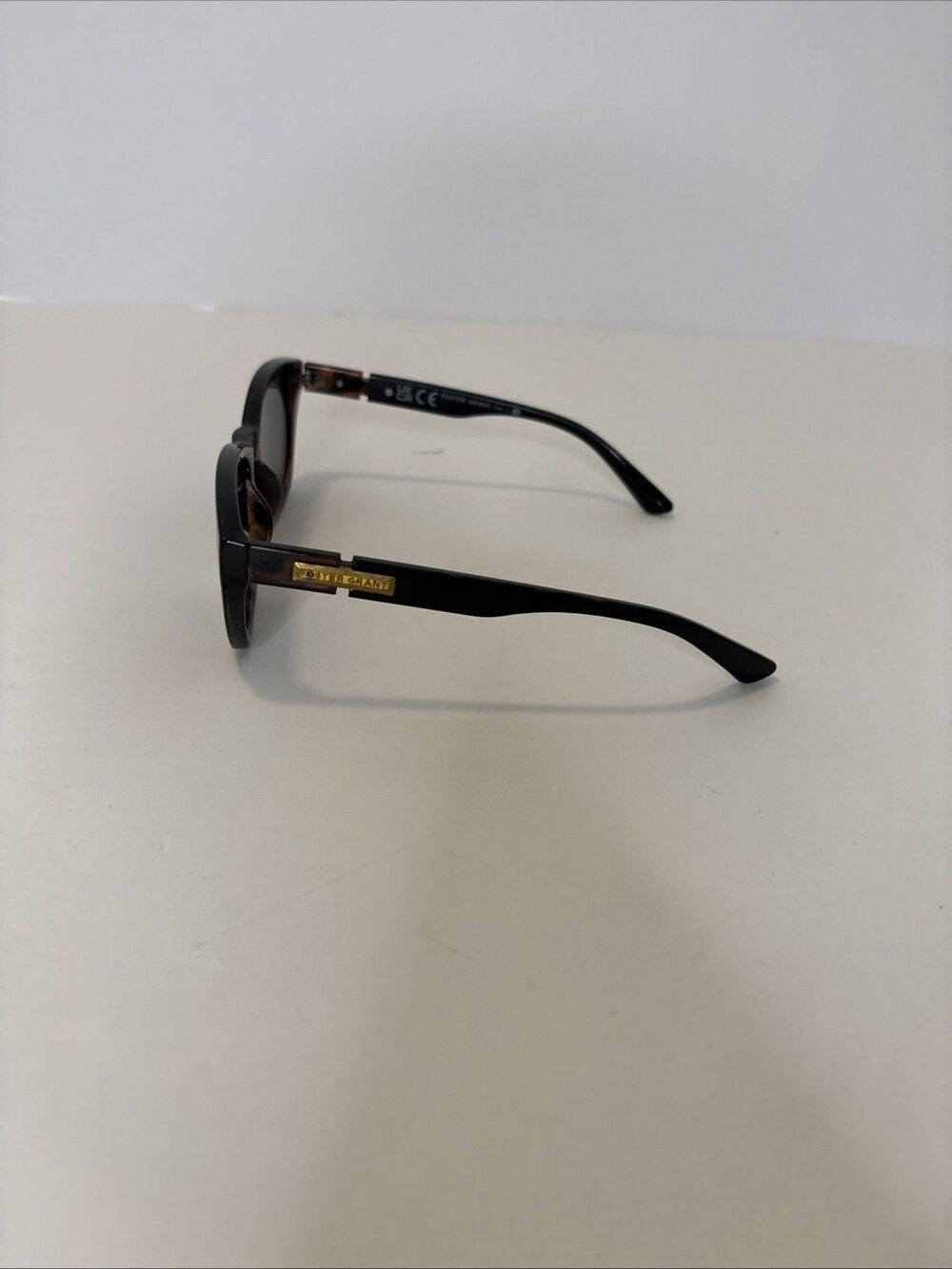 Foster Grant Sunglasses FG 24 57 BLK EMB Black Fashion Frames 100% UVA-UVB - Picture 3 of 12